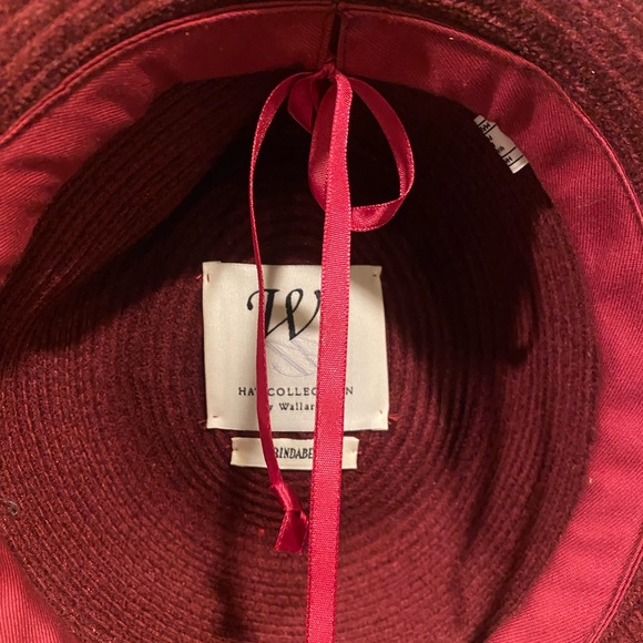 Chic Maroon Women's Hat - Picture 3 of 4